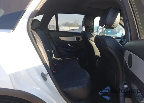 2019 Mercedes-Benz Glc 300 z USA, uszkodzony, nr VIN WDC0G4JB2KF609734